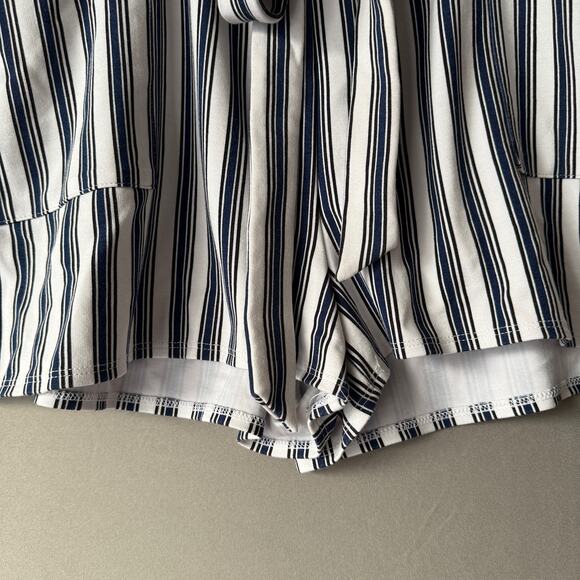 Express sz S‎ blue white paperbag striped shorts NWOT - Picture 3 of 9